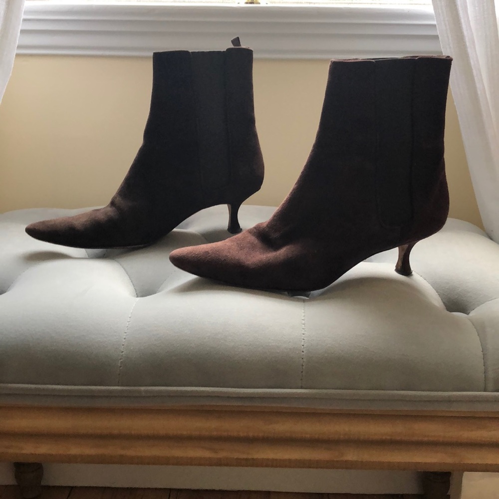 Manolo Blahnik suede booties. Size 37 1/2